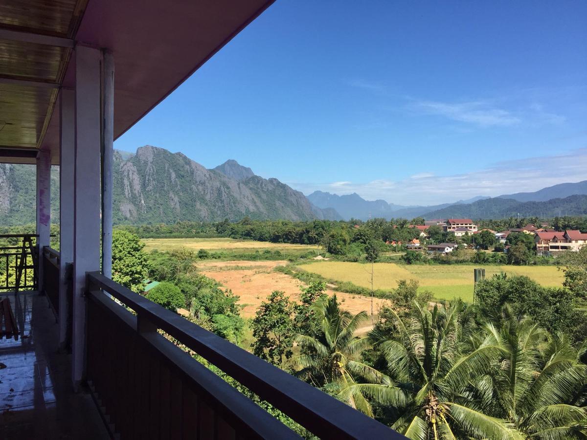 Happy River View Hotel Vang Vieng Buitenkant foto